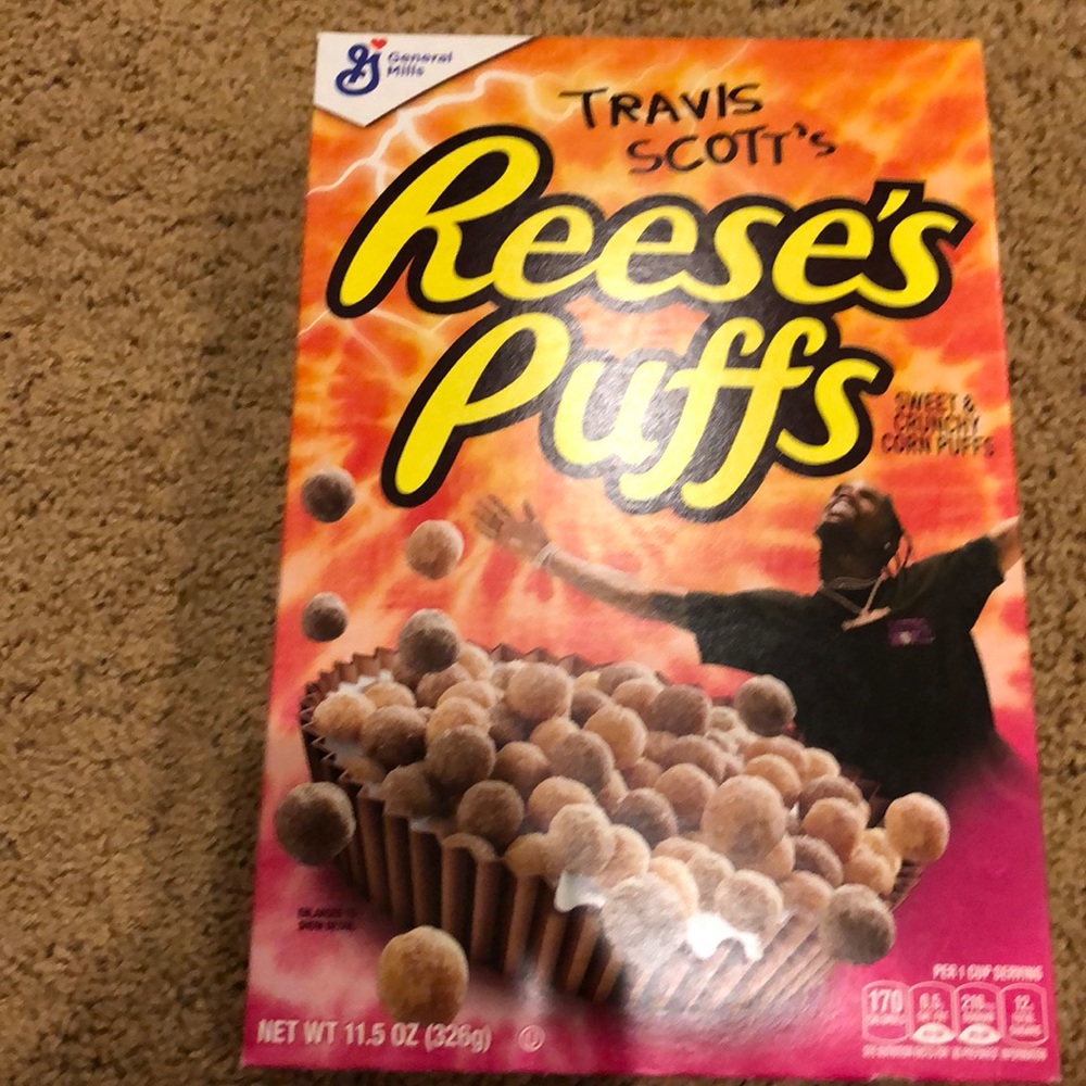 Travis Scott puffs